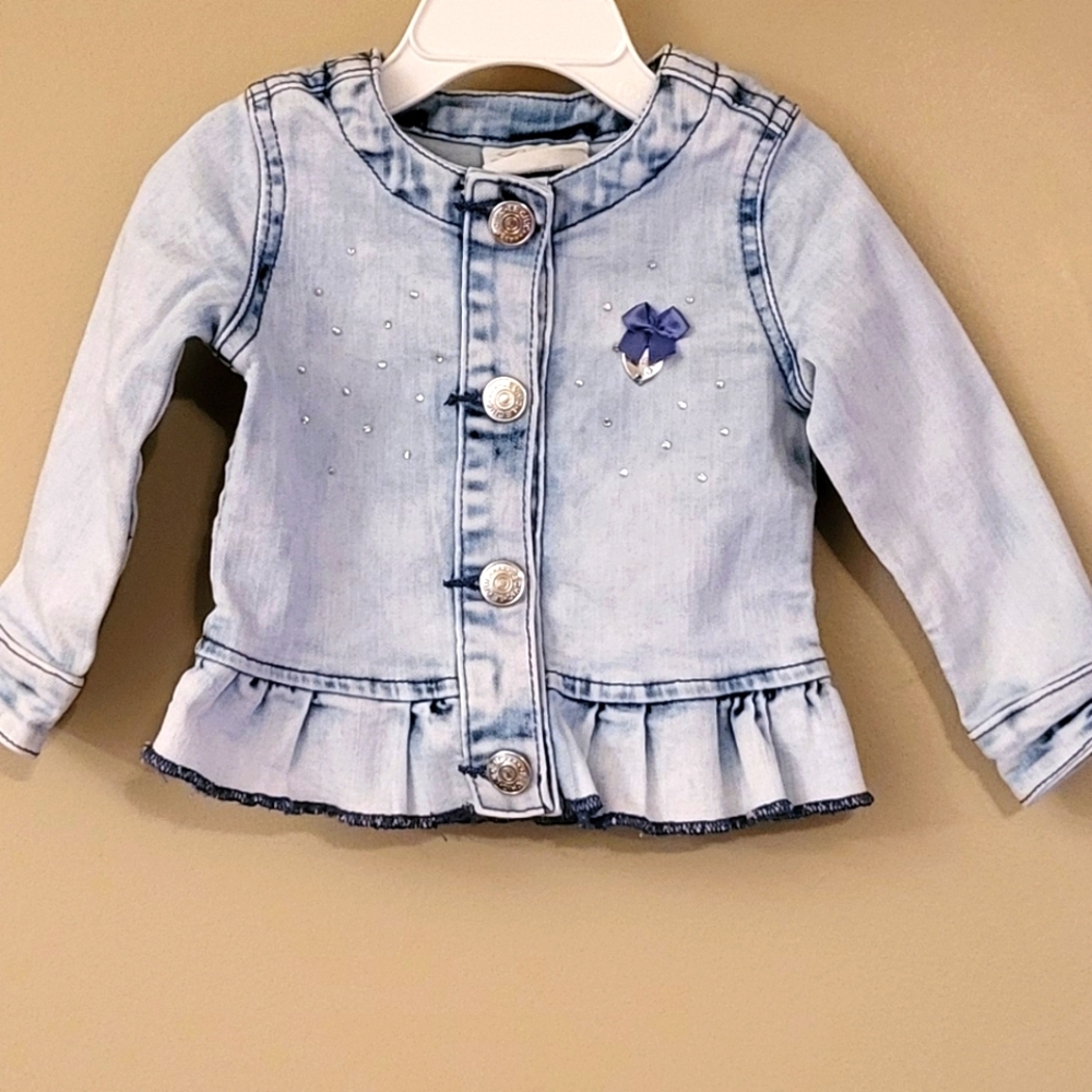 Adorable Le Chic light wash thin denim jacket